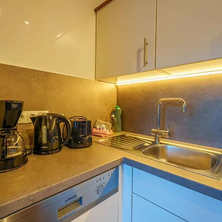 Egger Apartment *