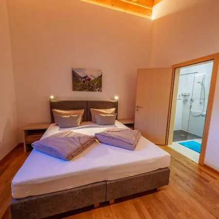 Apartamento Egger Tux